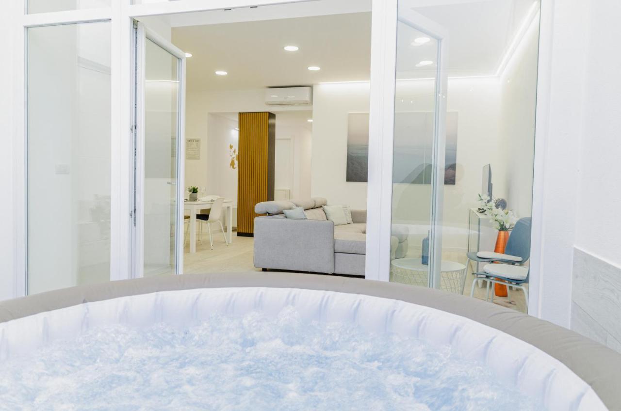 Spa & Relax Aesthetic Apartment 50M Dal Mare Monopoli Eksteriør billede